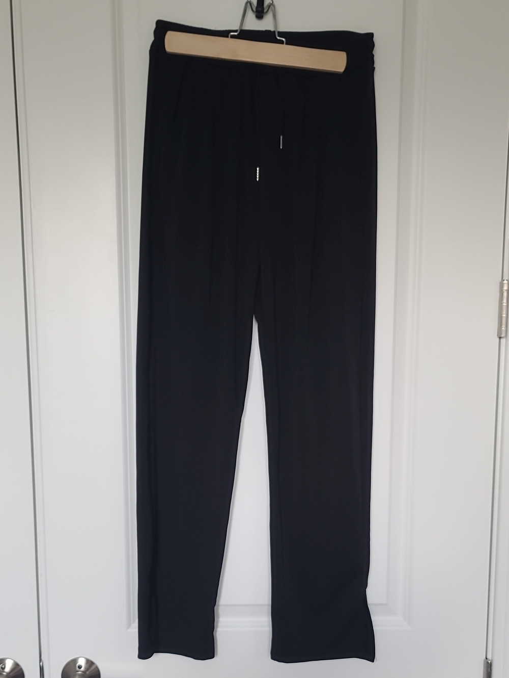 Women's Black Drawstring Lounge Pants. BB 60